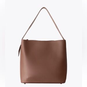 NWT BEIS Essential Tote in Maple